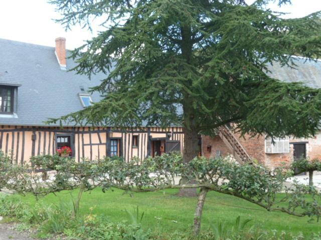 Les Granges Du Bout De La Ville Montville Esterno foto